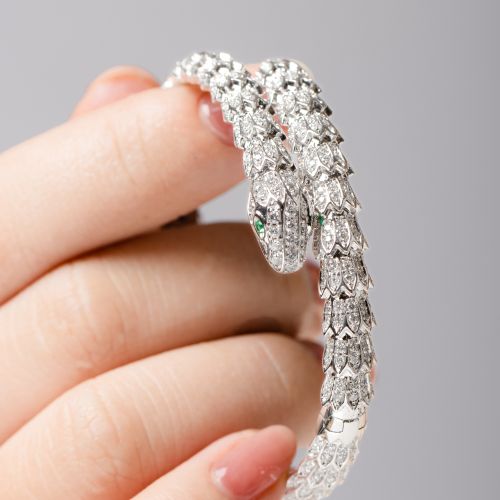 VÒNG TAY KIM CƯƠNG THIÊN NHIÊN RẮN SERPENTI 