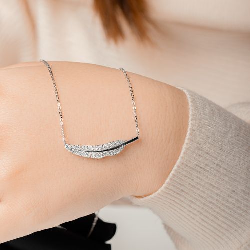 DÂY CHUYỀN KIM CƯƠNG THIÊN NHIÊN HÌNH LÔNG VŨ